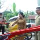 Bupati Landak Serahkan 40 Mesin Pertanian, Dorong Petani Tingkatkan Indeks Pertanaman