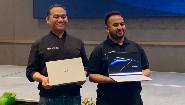 ASUS ExpertBook Ultra Diklaim Unggul dari Empat Laptop Flagship, Baterai hingga 26 Jam