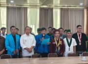 Bupati Ketapang Temui Mahasiswa Demo yang Tuntut Transparansi Banpres Karhutla Rp 20 Miliar dan Atasi Antrean BBM