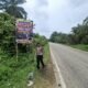 Satlantas Polres Landak Pasang Spanduk Peringatan di Lokasi Rawan Kecelakaan