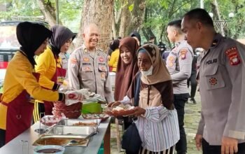 Jumat Curhat, Cara Polisi Dekat Dengan Masyarakat di Pontianak