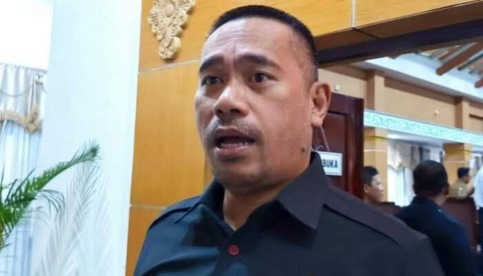 Dermaga Feri Bardan-Siantan Tak Kunjung Diperbaiki, Satarudin Soroti Beban Jembatan Kapuas I