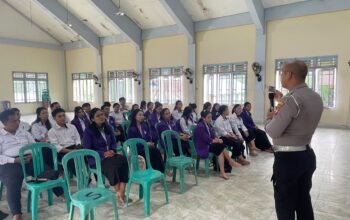 Polres Landak Edukasi Mahasiswa STT Arastamar soal Keselamatan Berlalu Lintas