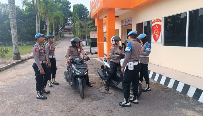 Operasi Patuh Kapuas 2026, Polres Landak Periksa Disiplin Personel