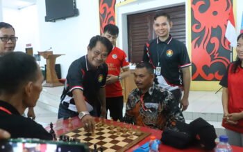 Puluhan Pelajar hingga Umum Ikuti Kejuaraan Catur di Kabupaten Landak