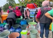 Kemarau Panjang Bikin Warga Mempawah Kesulitan Air, Pegadaian dan IPEMI Turun Tangan